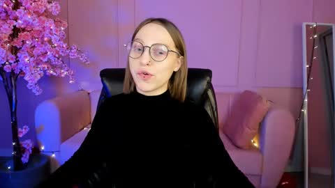 Snapshot of aphexqueen chatting on February 2025 01:22:01 PM APHEX QUEEN online show from February 2025 01:22:01 PM