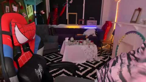 Snapshot of aphexqueen chatting on February 2025 01:08:02 PM APHEX QUEEN online show from February 2025 01:08:02 PM