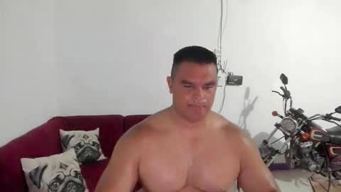 Snapshot of apholov chatting on January 2026 04:44:01 PM follow me here you find me online show from January 2026 04:44:01 PM