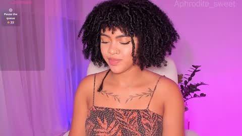 Snapshot of aphrodite_sweet chatting on December 2024 07:23:01 PM Karla online show from December 2024 07:23:01 PM