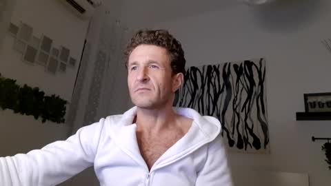 apollobest77 online show from January 2025 10:23:01 PM