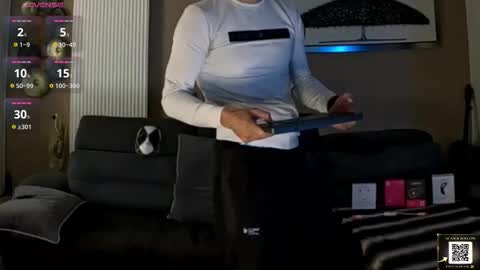 apollonfitx_69 online show from April 2026 10:41:02 PM