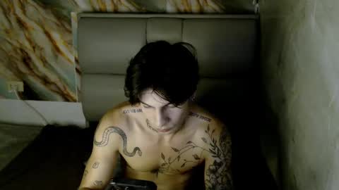 Snapshot of apolo01_ chatting on September 2025 06:54:01 PM Apolo online show from September 2025 06:54:01 PM