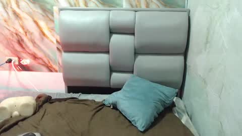 Snapshot of apolo01_ chatting on September 2025 05:40:02 PM Apolo online show from September 2025 05:40:02 PM