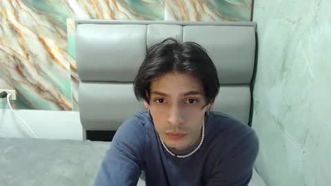 Snapshot of apolo01_ chatting on October 2025 09:03:02 PM Apolo online show from October 2025 09:03:02 PM