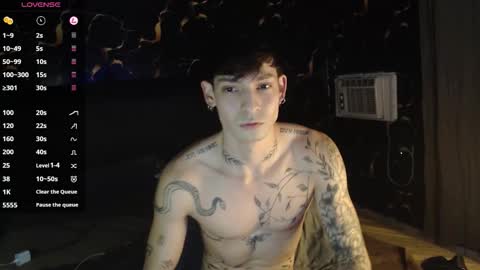 Snapshot of apolo01_ chatting on December 2025 11:21:02 PM Apolo online show from December 2025 11:21:02 PM