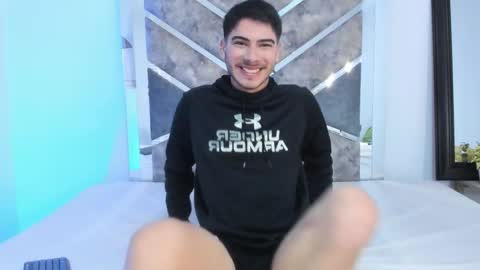 Snapshot of apolo_grayy chatting on February 2026 04:32:01 AM Apolo Grayy online show from February 2026 04:32:01 AM