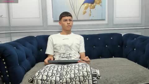 Snapshot of apolo_jonnes chatting on March 2026 02:27:02 AM online show from March 2026 02:27:02 AM