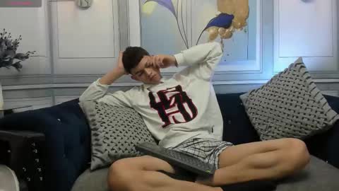 Snapshot of apolo_jonnes chatting on March 2026 02:06:02 AM online show from March 2026 02:06:02 AM