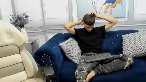 Snapshot of apolo_jonnes chatting on March 2026 01:31:02 AM online show from March 2026 01:31:02 AM