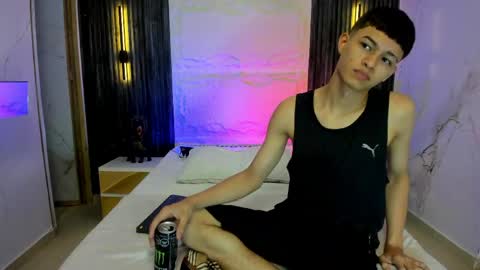 Snapshot of apolo_jonnes chatting on April 2026 12:08:01 AM online show from April 2026 12:08:01 AM