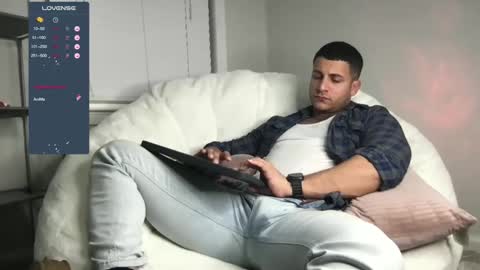 apolo_strange online show from February 2025 12:54:01 AM