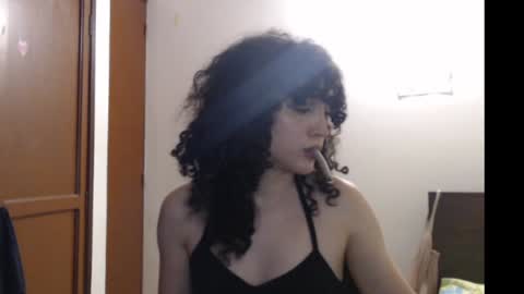 Snapshot of apolosbitch chatting on January 2025 10:41:02 PM Nix online show from January 2025 10:41:02 PM