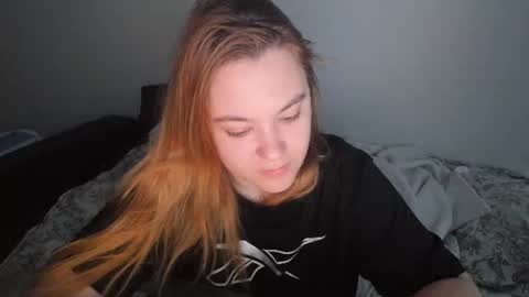 appleyummybuns online show from July 2026 02:35:02 AM