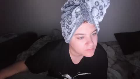 appleyummybuns online show from July 2026 02:44:01 AM