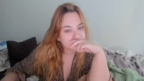 appleyummybuns online show from July 2026 05:35:01 AM