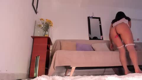 Snapshot of aprettyy chatting on September 2025 03:03:02 PM Anny online show from September 2025 03:03:02 PM