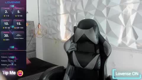 April SC online show from October 2025 09:06:01 PM