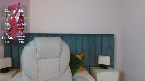 Snapshot of april__bunny chatting on December 2024 08:07:02 PM April Bunny online show from December 2024 08:07:02 PM