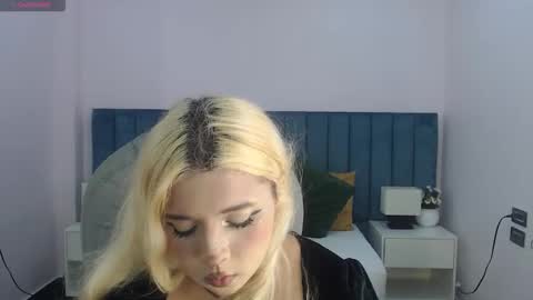 Snapshot of april__bunny chatting on February 2026 08:47:01 PM April Bunny online show from February 2026 08:47:01 PM
