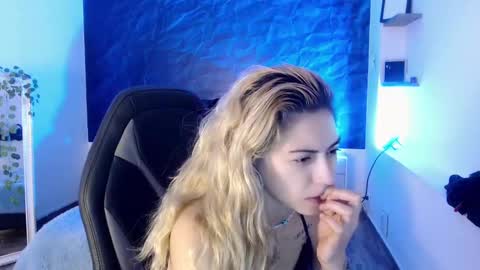  April  online show from December 2024 06:10:02 PM