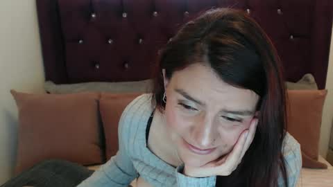 Snapshot of april_harrys chatting on October 2025 04:08:01 PM April online show from October 2025 04:08:01 PM