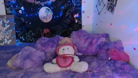 Snapshot of april_l6 chatting on January 2025 12:33:01 AM april_l6 online show from January 2025 12:33:01 AM