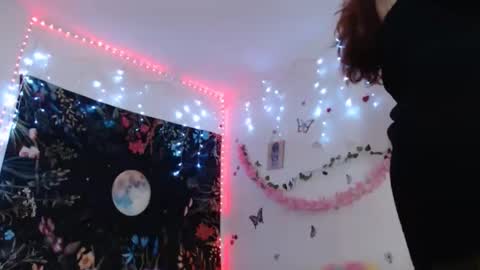 april_l6 online show from May 2026 11:21:02 PM
