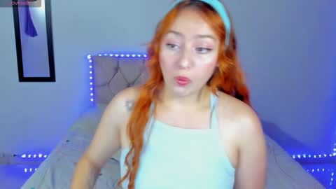 Snapshot of april_sommers chatting on September 2025 10:59:01 AM April online show from September 2025 10:59:01 AM