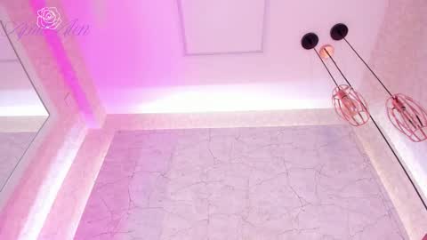 April online show from October 2025 06:38:01 AM