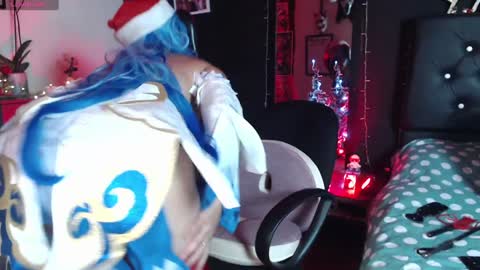 Snapshot of aprildol chatting on December 2024 07:35:02 AM lucy online show from December 2024 07:35:02 AM