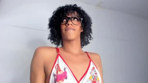 aprill_fox online show from May 2026 11:13:02 PM