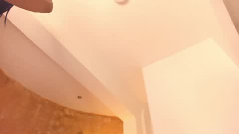 aprill_fox online show from June 2026 07:36:01 AM