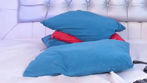 APRIL online show from December 2024 04:31:01 PM