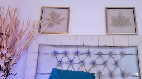 APRIL online show from December 2024 01:49:01 AM