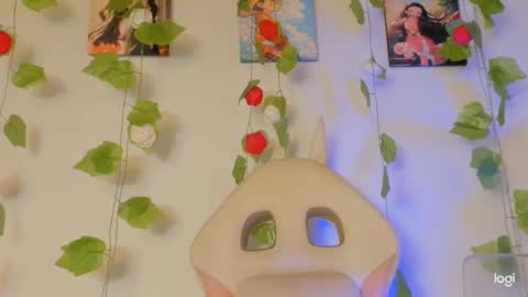 APRIL online show from February 2025 04:31:02 PM