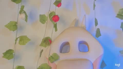 APRIL online show from March 2025 12:38:01 AM