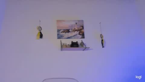 APRIL online show from October 2025 10:19:01 PM