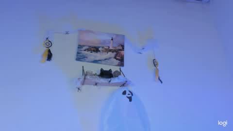 APRIL online show from October 2025 08:31:02 PM