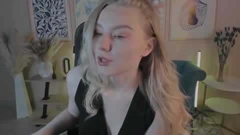 April. All year round.  online show from September 2025 01:06:02 AM