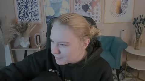 April. All year round.  online show from September 2025 01:51:02 AM