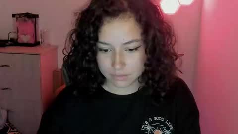 Snapshot of aqua_emilly chatting on January 2025 01:32:02 AM aqua emilly online show from January 2025 01:32:02 AM