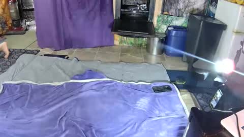 Snapshot of aquafoxxy chatting on November 2025 09:48:01 PM aquafoxxy online show from November 2025 09:48:01 PM