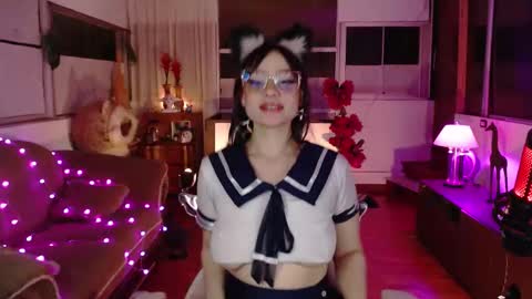 Snapshot of aquamarinebubble chatting on November 2025 02:24:01 AM Zam independent model online show from November 2025 02:24:01 AM