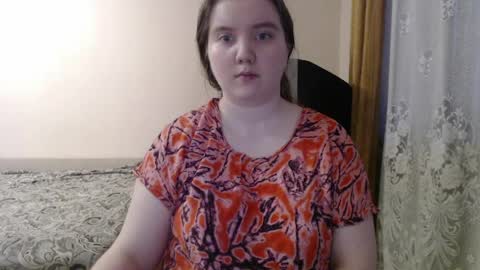 Josefin online show from April 2026 01:46:01 PM