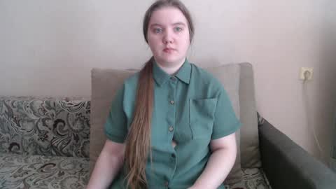 Josefin online show from April 2026 04:32:01 AM