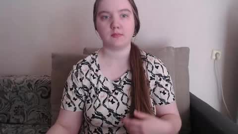 Josefin online show from May 2026 02:18:02 AM
