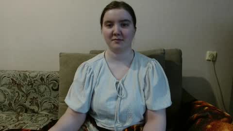 Josefin online show from May 2026 12:33:01 PM