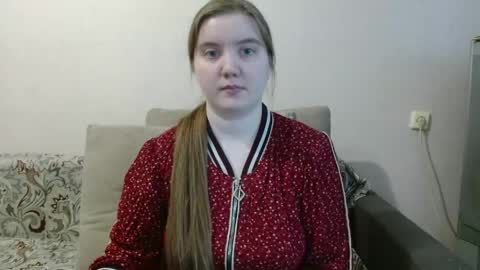 Josefin online show from May 2026 07:03:01 AM