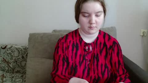 Josefin online show from May 2026 06:10:01 AM